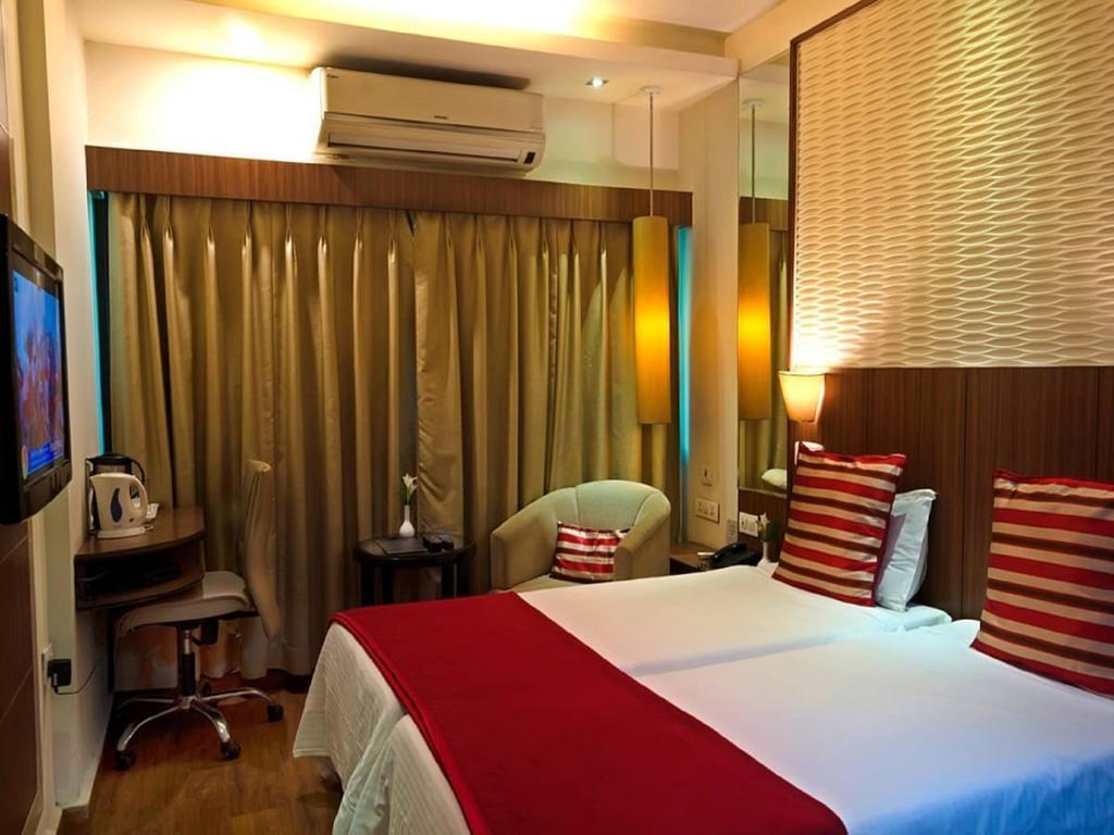 Surya Royal Hotel Kota  Εξωτερικό φωτογραφία